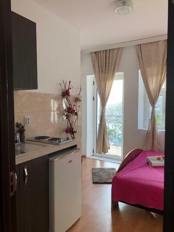Guesthouse Maritimo Ulcinj Kültér fotó